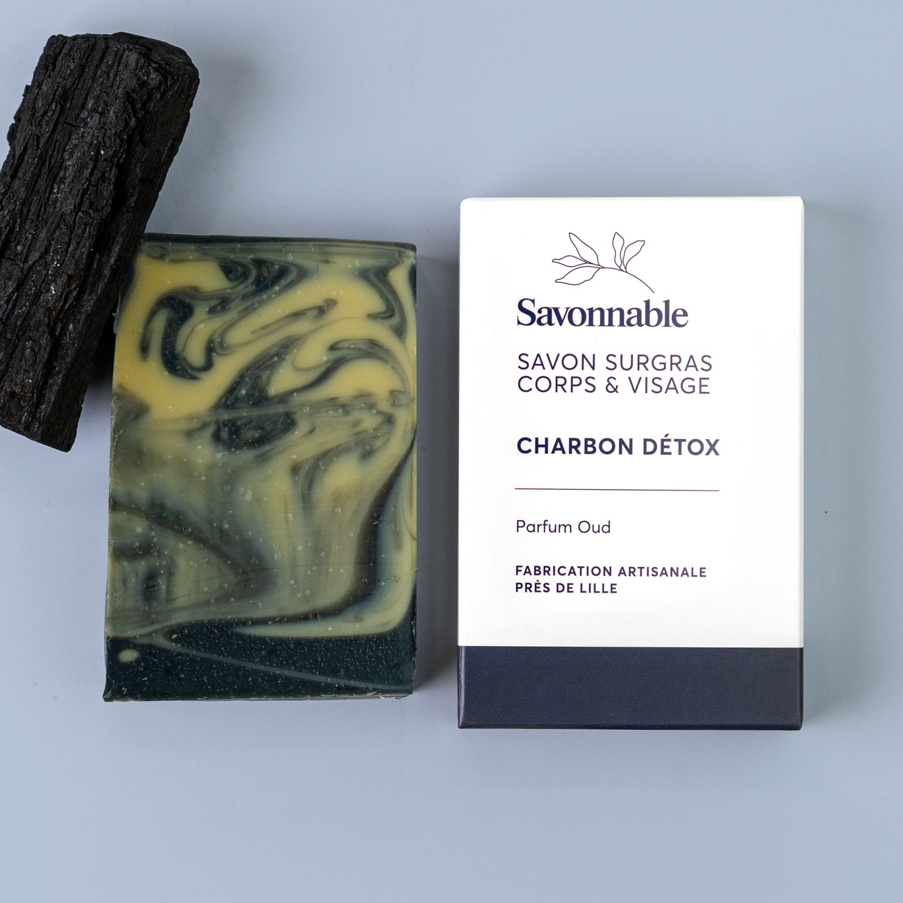 Savon visage <span>Charbon Détox - Oud</span> saponifié à froid